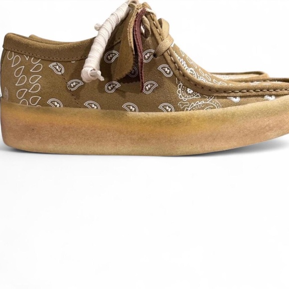 NWT Clarks Men’s Dark Olive Print Wallabee Cup Size US 10 Men’s - Picture 4 of 7